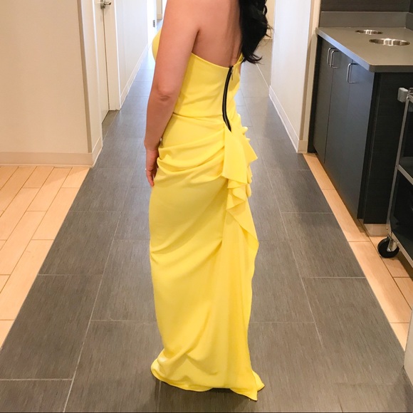 Nicole Bakti Dresses & Skirts - Nicole Bakti one-shoulder dress